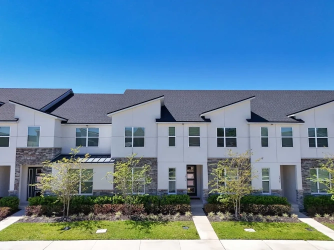5 Bedrooms Cottage
