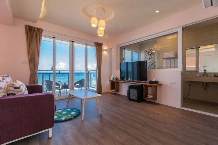Standard Quadruple room with ocean view