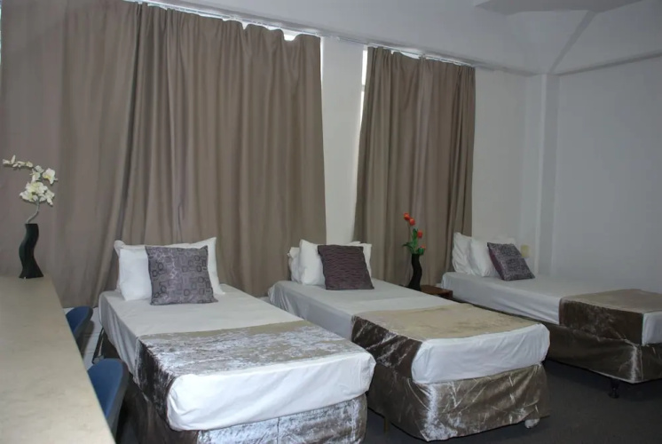 Hamilton City Inn