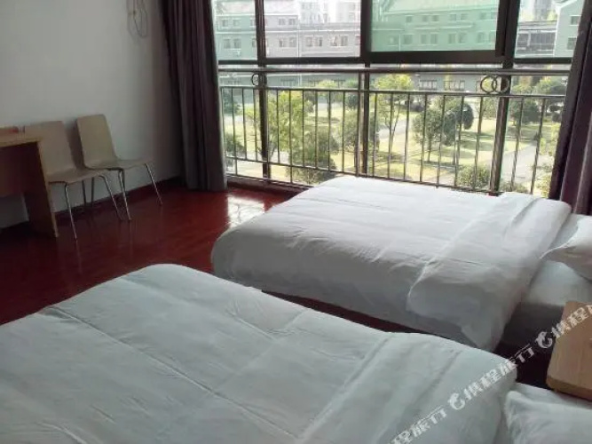 Yiju Hotel