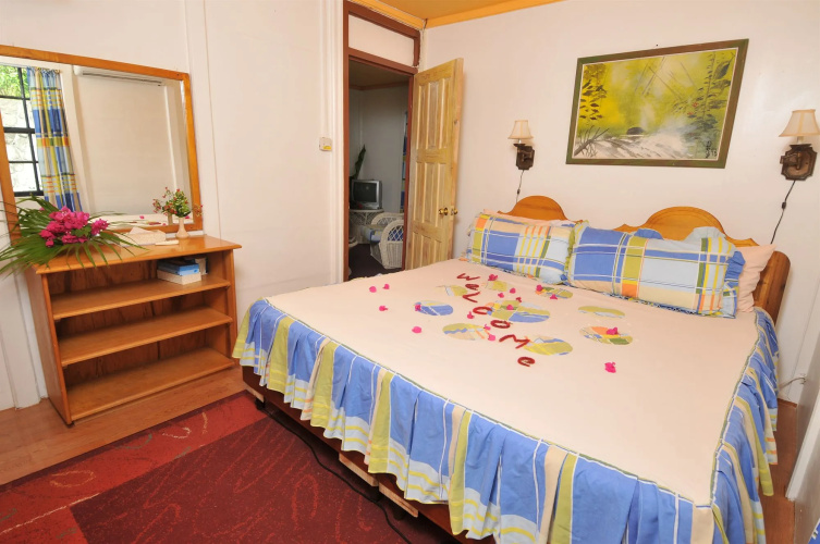 Hummingbird Beach Resort