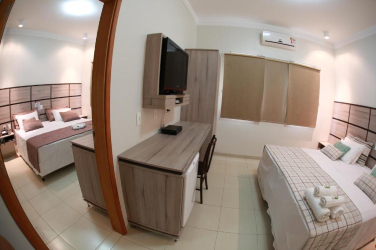 Deluxe Suite