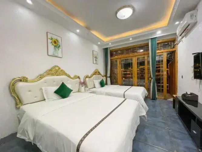 Fuyuan Riverview Homestay