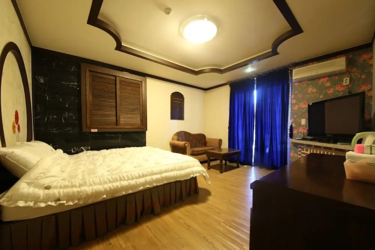 1 Bedroom Deluxe room