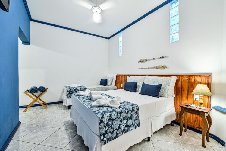 Standard Triple Suite