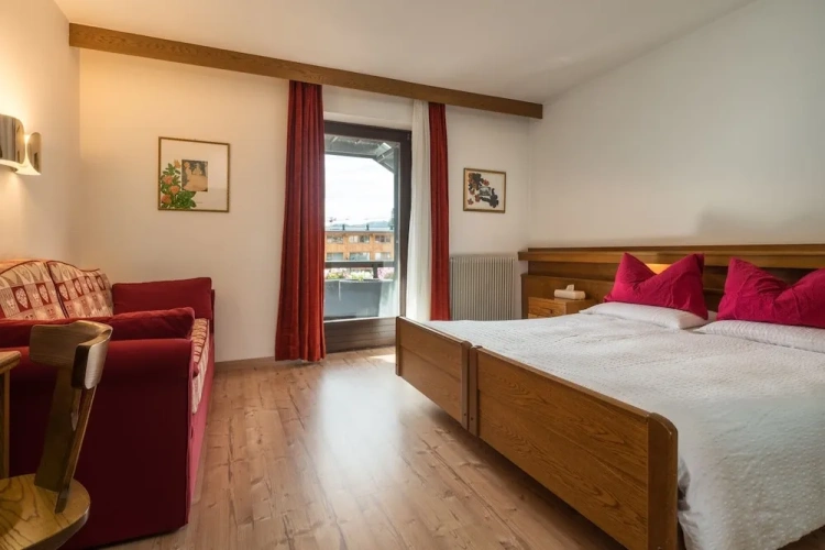 Standard Double room with balcony