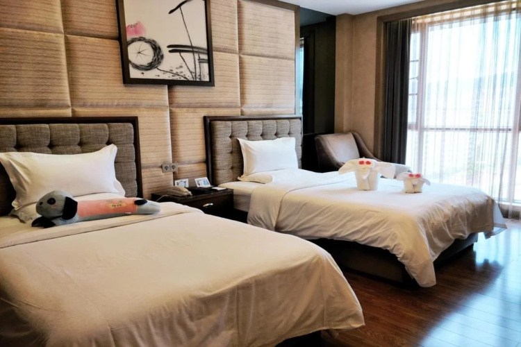 Kun Ming Shengshi Qianhe Hotel