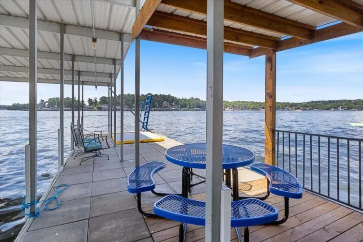 Firepit, Spacious Decks, Kayak, Breathtaking Views