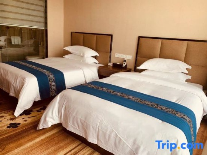 Standard Double room with river view