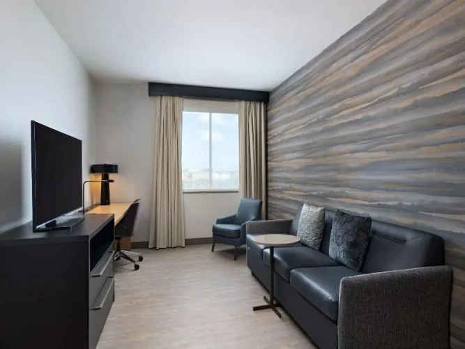 1 Bedroom Double Suite