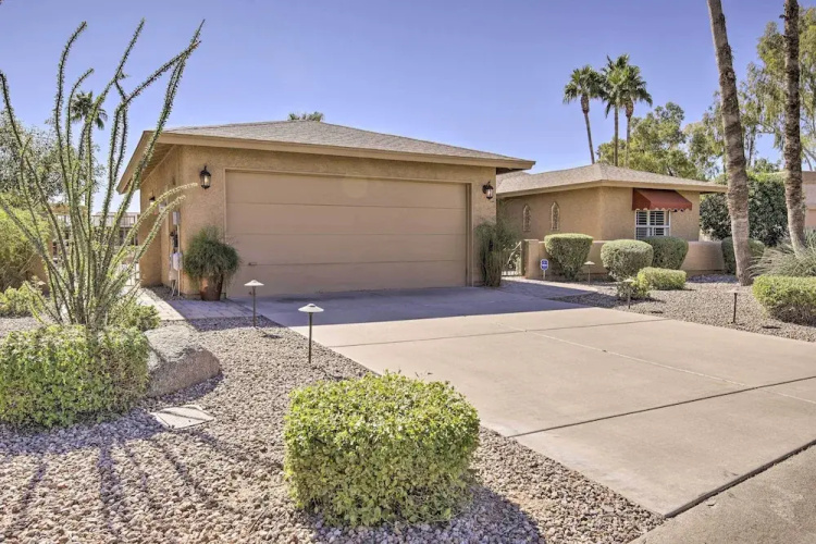 Stunning Sun Lakes Retreat < 1 Mi to Golfing!