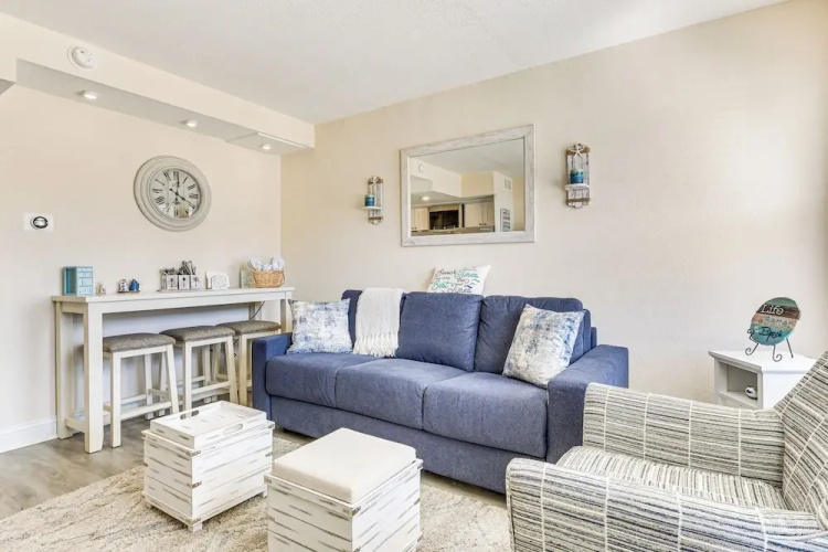 Wildwood Crest Condo w/ Pool & Beach Access!