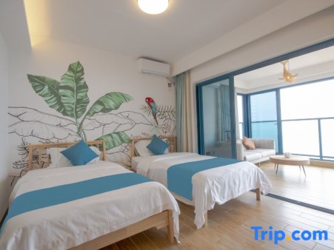 2 Bedrooms Family Suite with sea view
