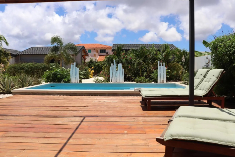 Woodz Bonaire