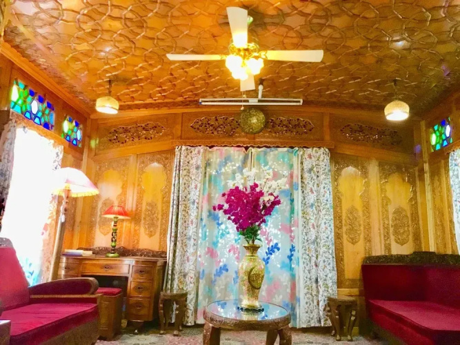 Ritz HouseBoat Srinagar