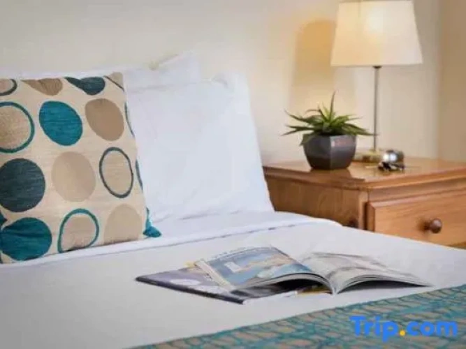 2 Bedrooms Cottage