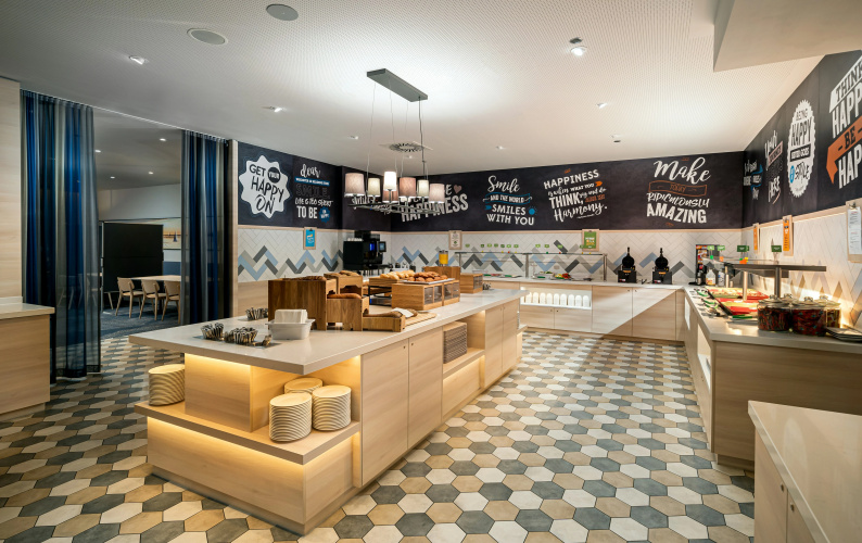 Hampton by Hilton Kiel City Centre photo 16