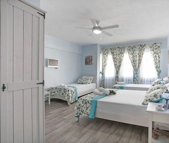 Standard Quadruple room