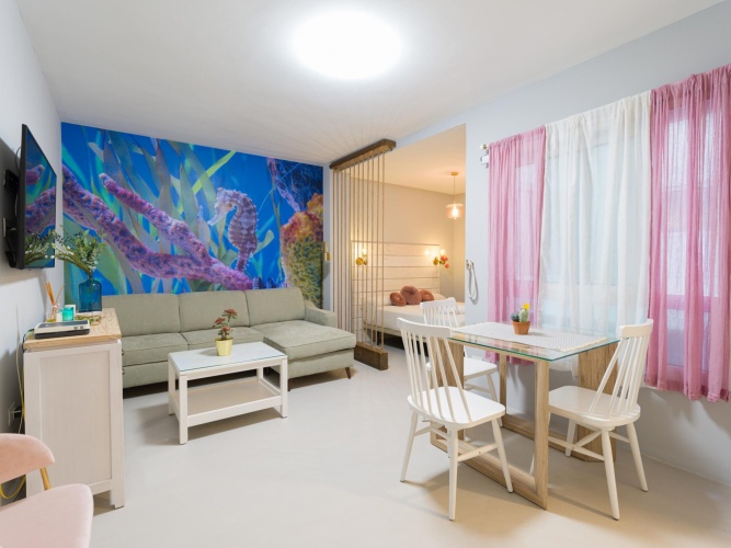 Guest rooms