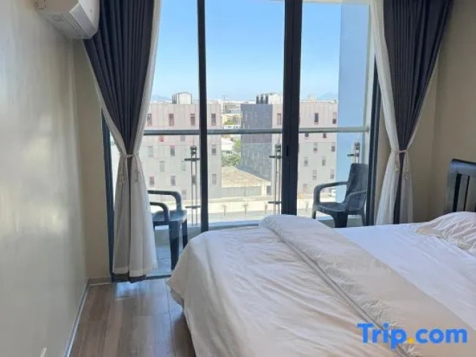 Standard Double room with street view
