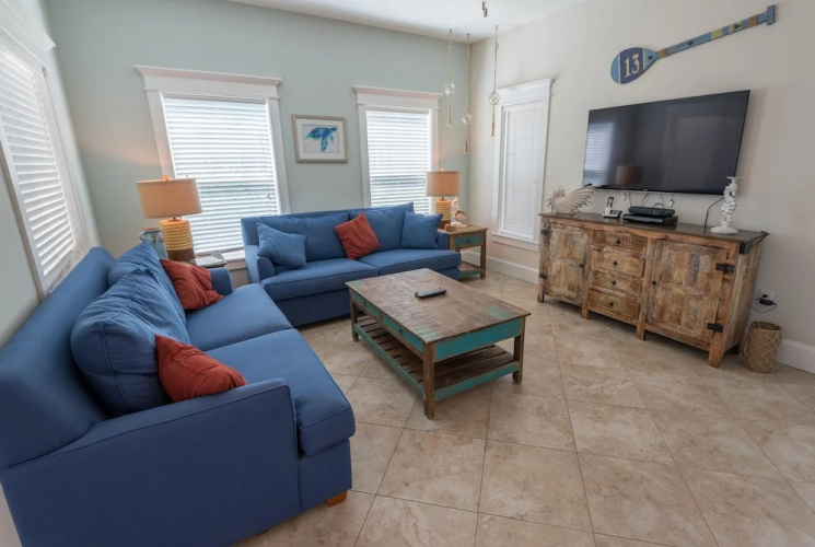 Ocean Walk Apartment 4