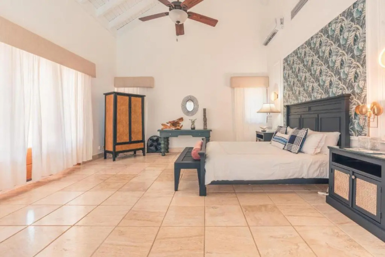 Magnificent Villa w Private Pool at Yarari