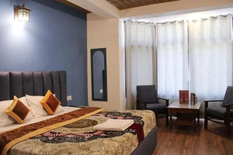 Hotel Link Way