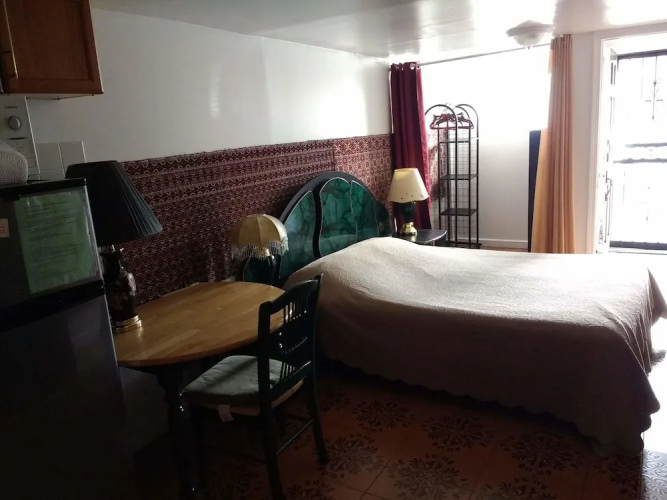Astoria B&B