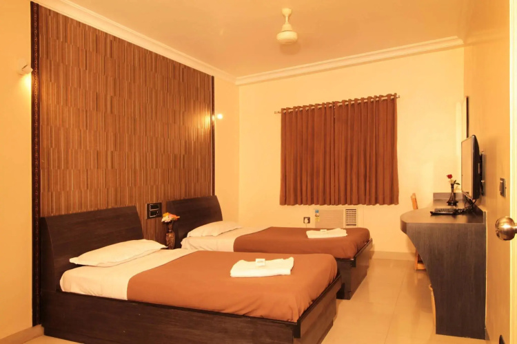 Hotel Janki Executive
