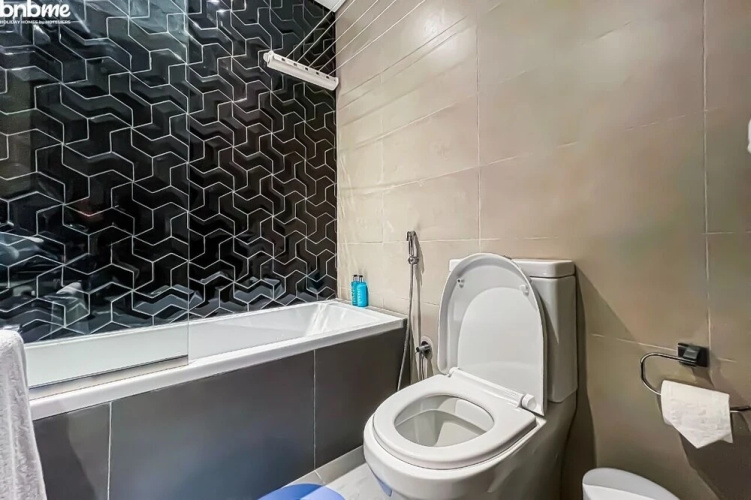 Lake View Luxurious Studio Bnbmehomes
