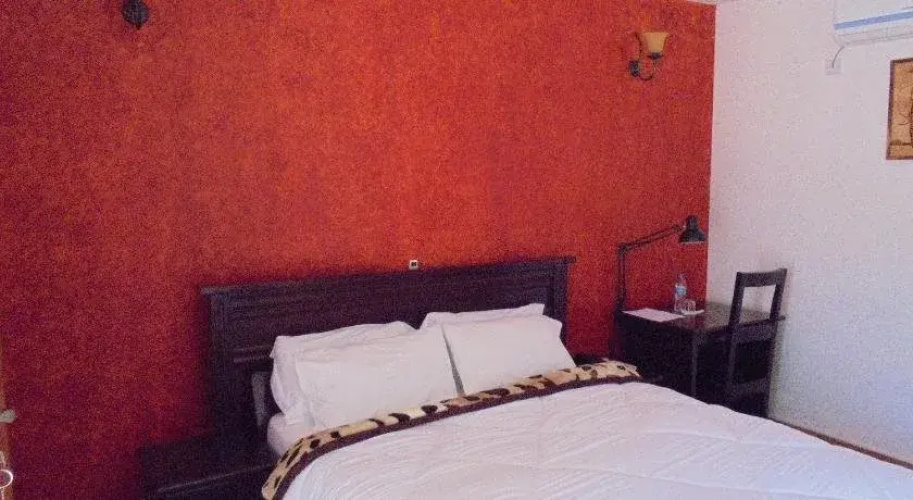 Samanene Beach Hotel