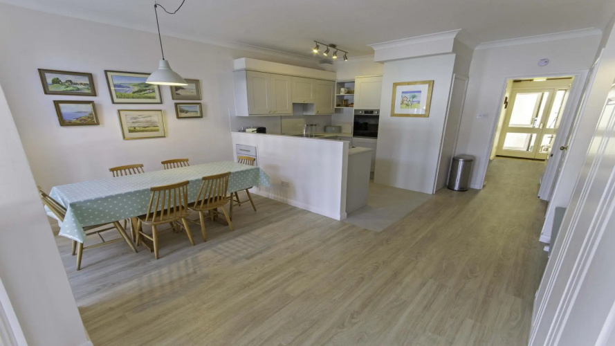 Apt 16, Seaviews, Slps 5 Indoor Heated Pool