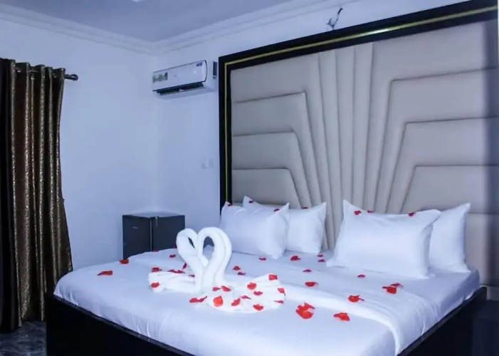 Vinchee Suites