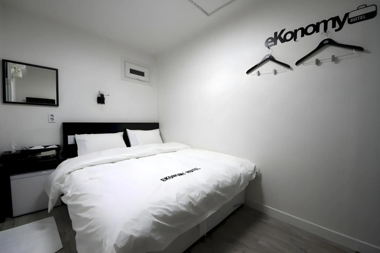 Motel K