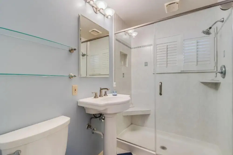 OAK Avenue 77