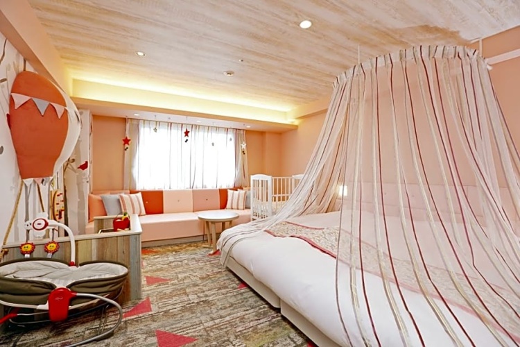 Standard Twin room with mountain view