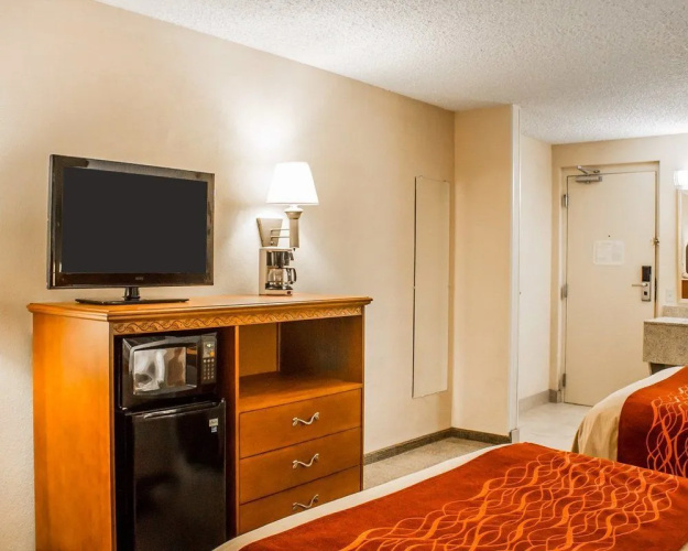 Quality Inn Huron