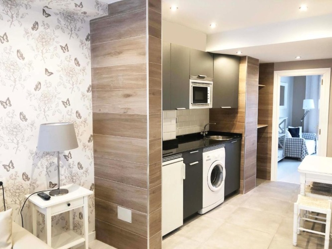 1 Bedroom Apartment