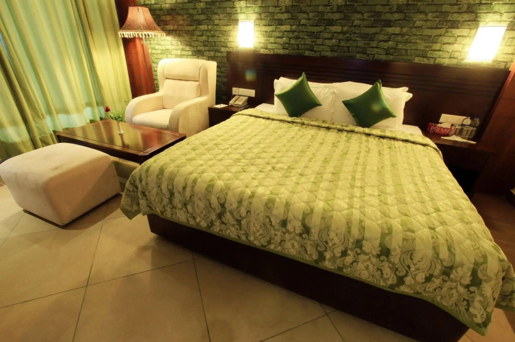 Hotel Allseason