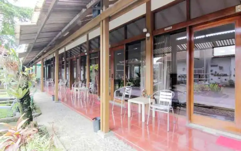 Villa Enggal