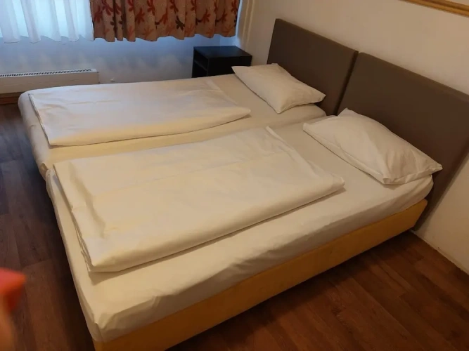 Standard Quadruple room with city view