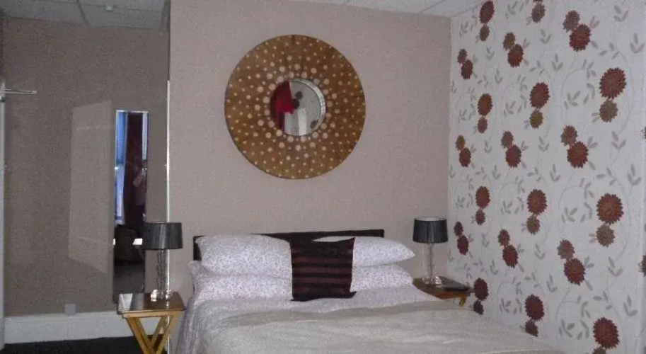 McHalls Hotel