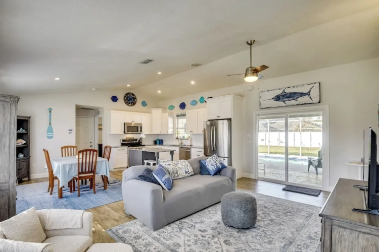 3 Bedrooms Cottage