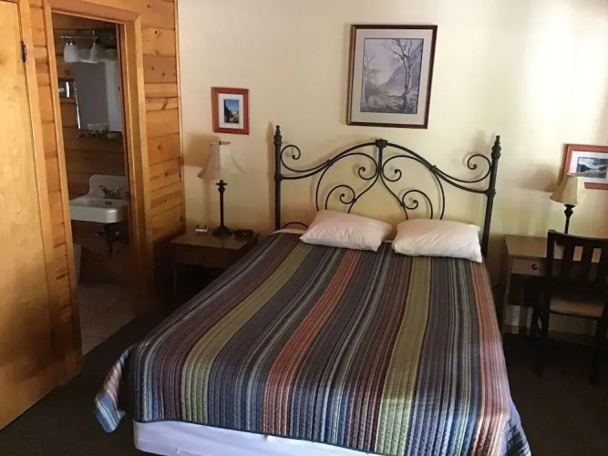 Andruss Motel