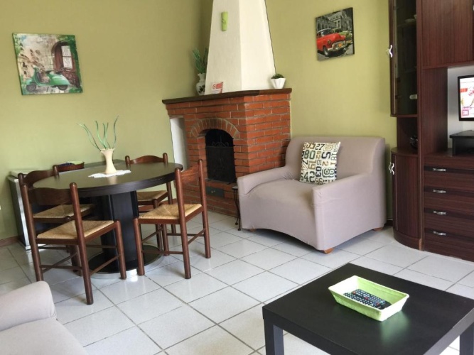 3 Bedrooms Apartment