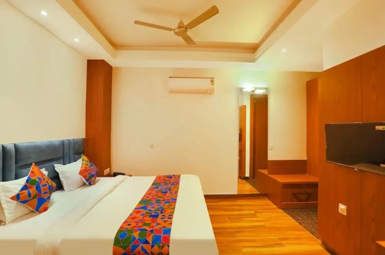 Superior room