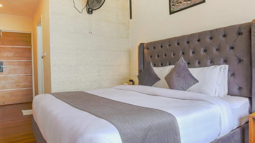 Hotel Aangan Regency by OYO Rooms