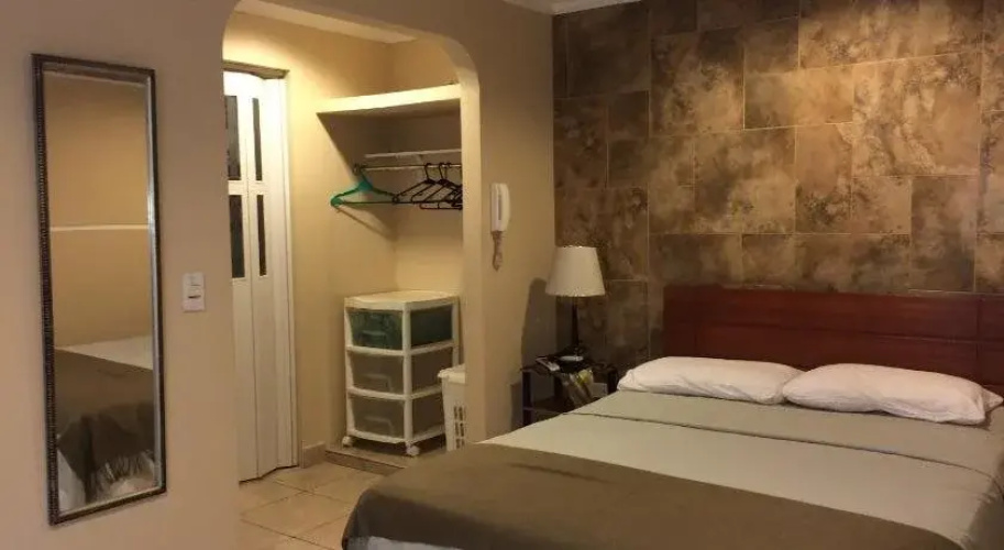 El Patio Suites I