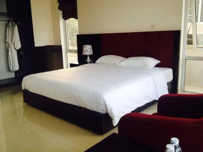 Hoanh Son Hotel