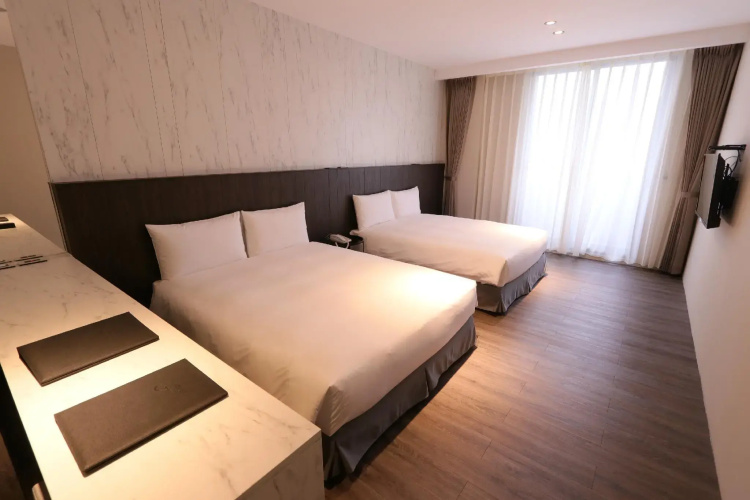 Hotel HSR Hesper - Taichung